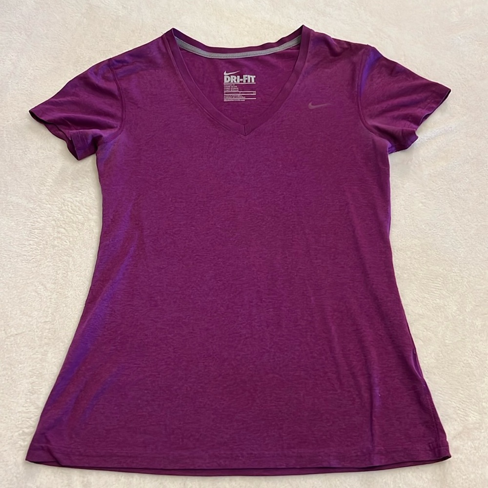 Nike‎ dri fit Tshirt